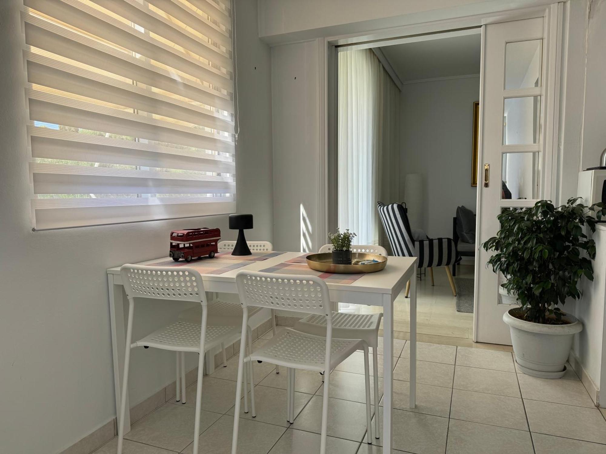 Windsor Place Apartment - Vouliagmeni Αθήνα Εξωτερικό φωτογραφία